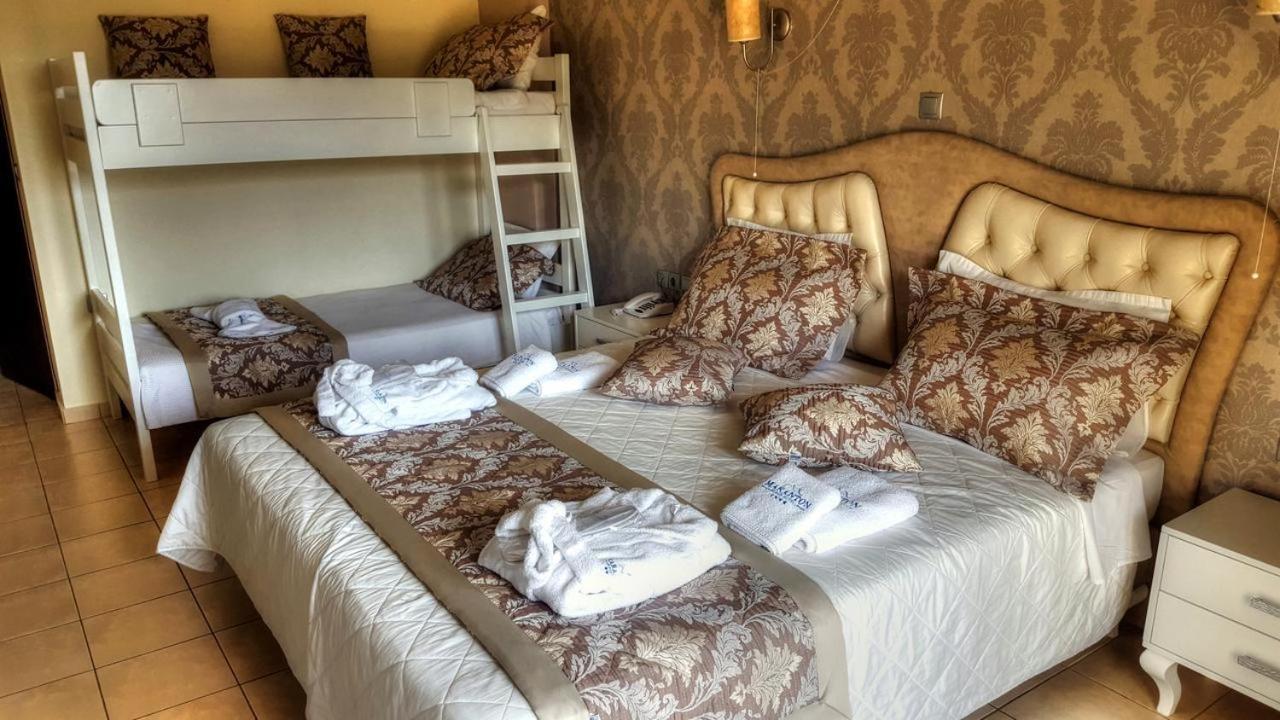 Maranton Beach Hotel Коинира Экстерьер фото