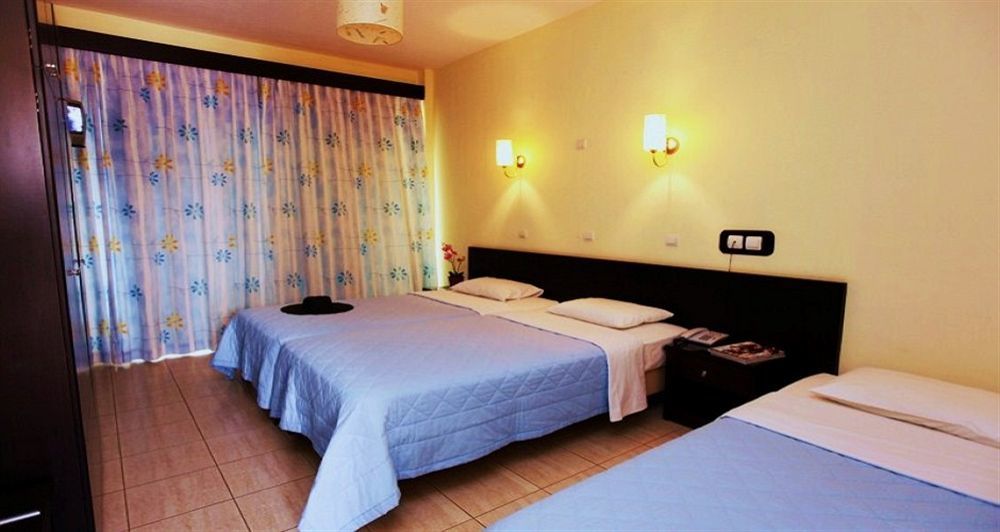 Maranton Beach Hotel Коинира Экстерьер фото