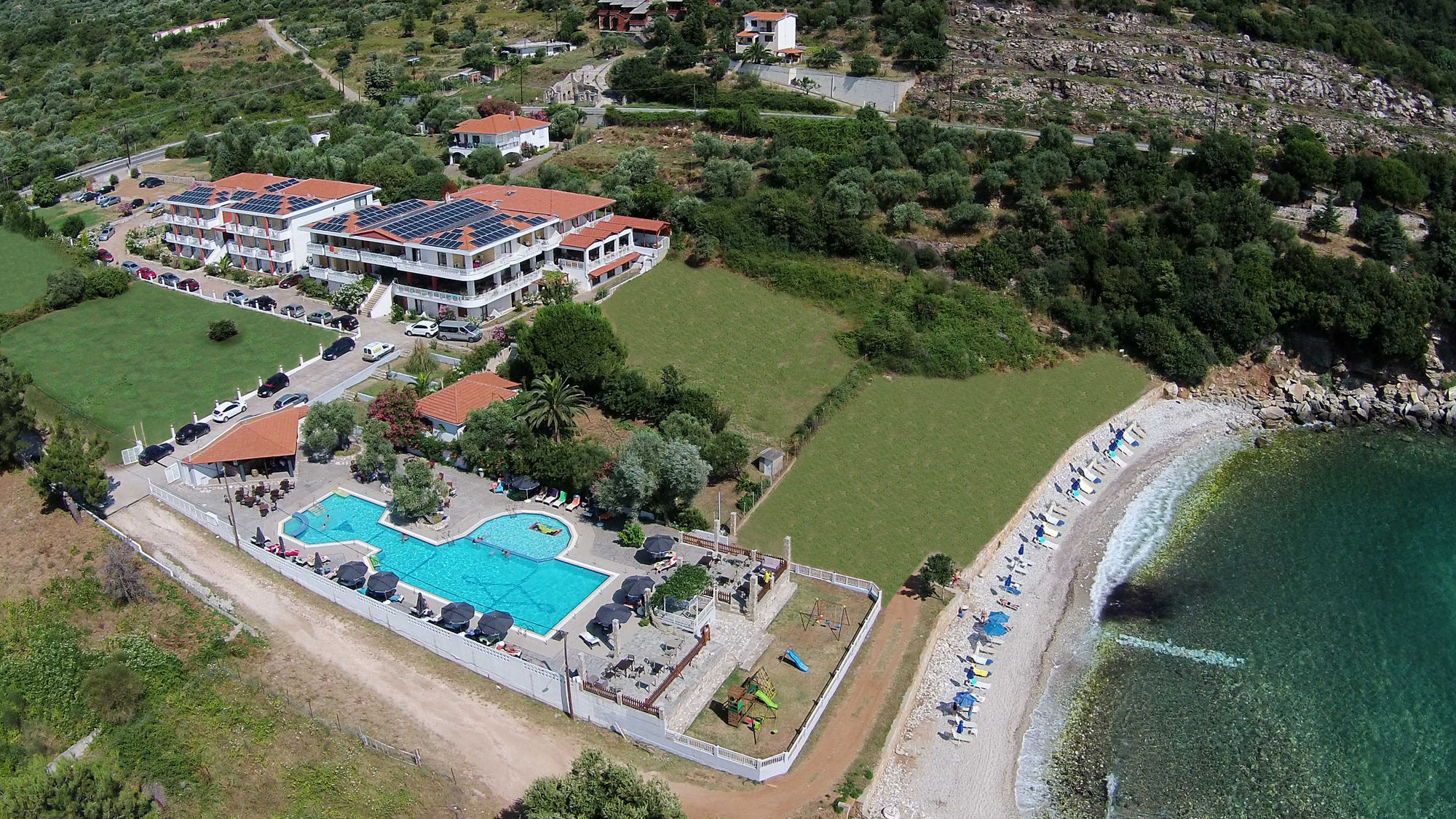Maranton Beach Hotel Коинира Экстерьер фото